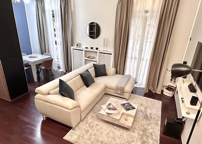 Deluxe Multispace Apartment With Green Terrace